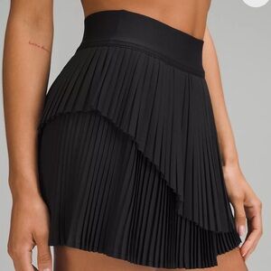 Lululemon pleated tennis skirt
